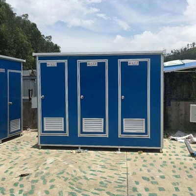 Toilet para jugadores múltiples con electricidad, agua y aislamiento